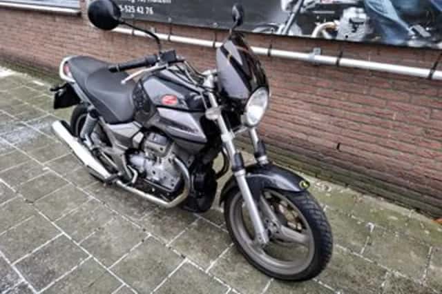 Moto Guzzi Breva 750 (2004) thumbnail 2