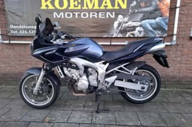 Yamaha FZ 6S Fazer (2004) thumbnail 1