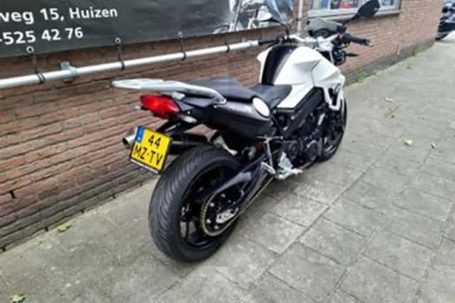 BMW F 800 R (2013) thumbnail 4