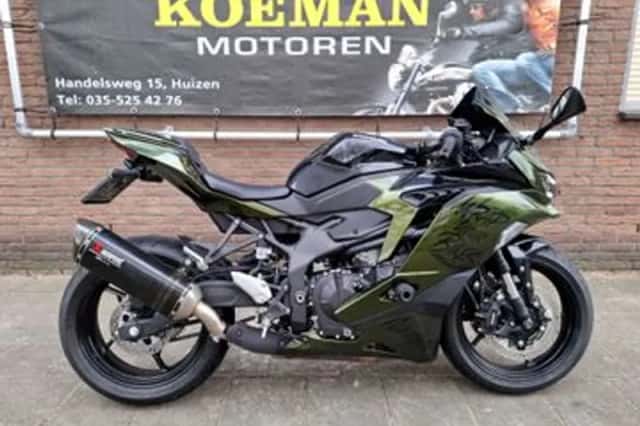 Kawasaki Ninja (2025) thumbnail 1