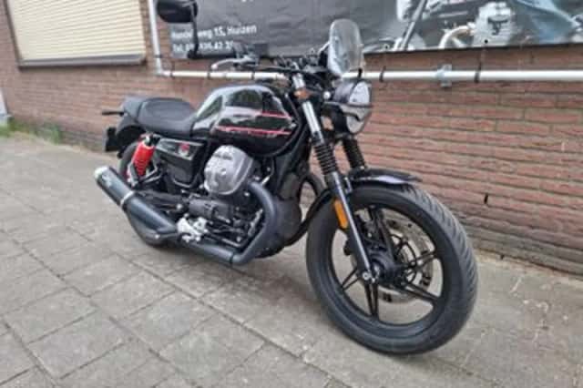 Moto Guzzi V7 Special 850 (2024) thumbnail 2