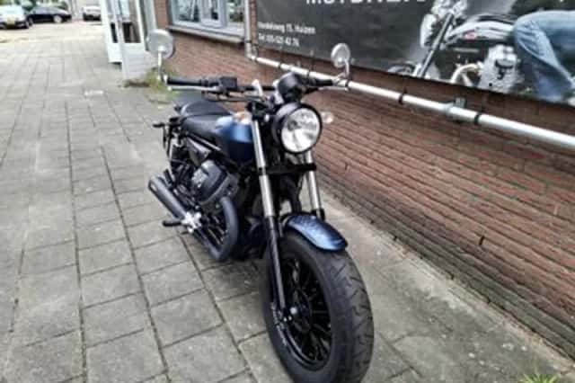 Moto Guzzi V9 Bobber 850 (2021) thumbnail 4