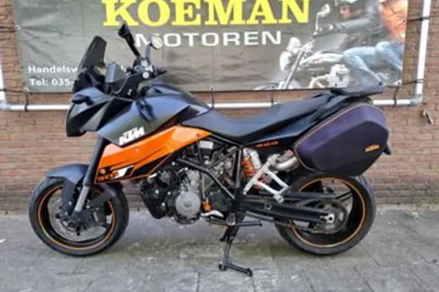 KTM 990 Supermoto T (2009) thumbnail 4