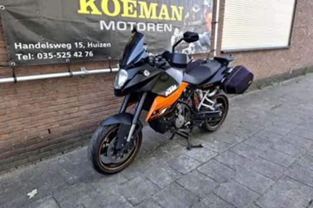 KTM 990 Supermoto T (2009) thumbnail 5