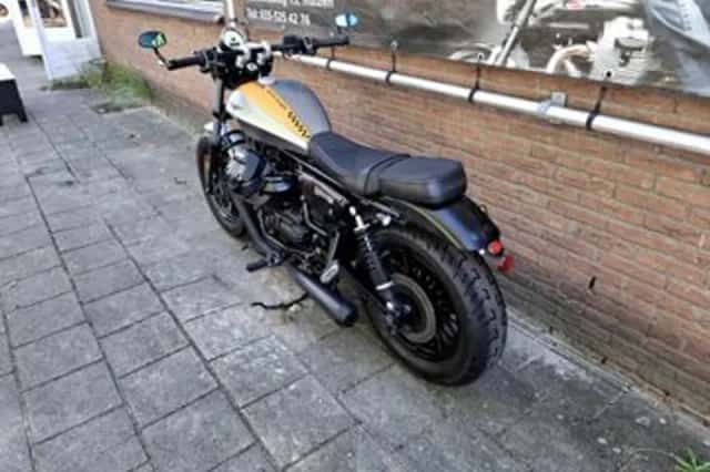 Moto Guzzi V9 Bobber 850 (2017) thumbnail 6