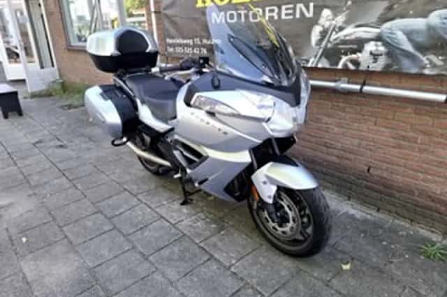 Triumph Trophy 1215 SE (2013) thumbnail 2