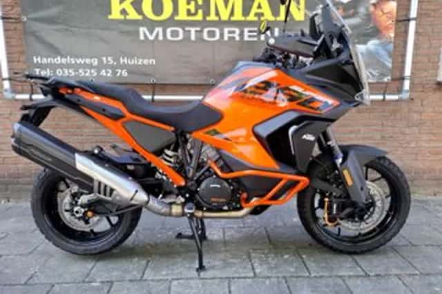 KTM 1290 Super Adventure (2025) thumbnail 1