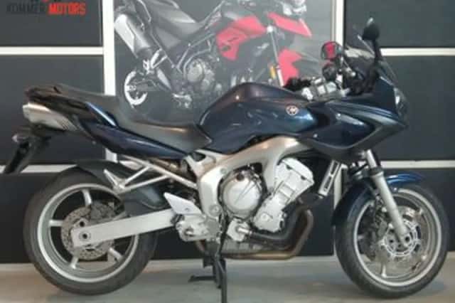Yamaha FZ 6S Fazer (2003) thumbnail 2