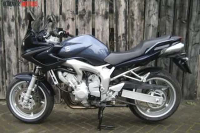 Yamaha FZ 6S Fazer (2003) thumbnail 3