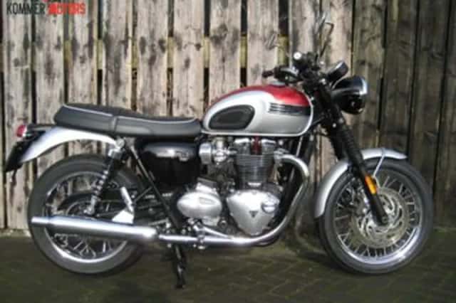 Triumph Bonneville T120 (2017) thumbnail 4