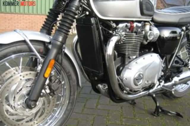 Triumph Bonneville T120 (2017) thumbnail 6