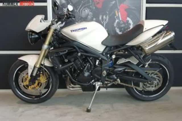 Triumph Street Triple 675 (2008) thumbnail 1