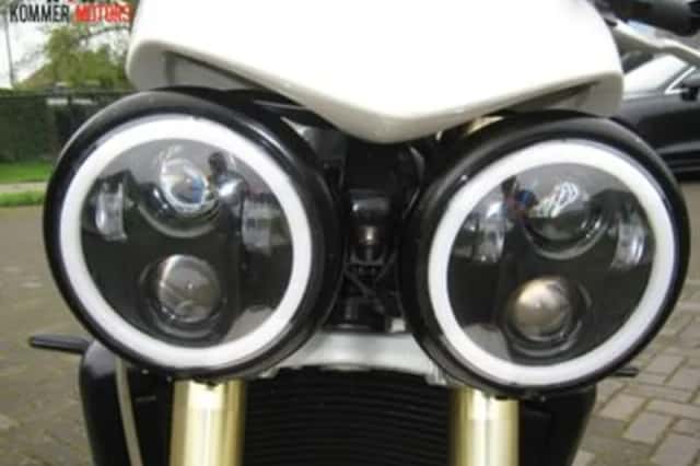 Triumph Street Triple 675 (2008) thumbnail 6