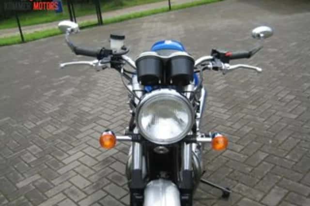 Triumph Thruxton 900 (2006) thumbnail 5