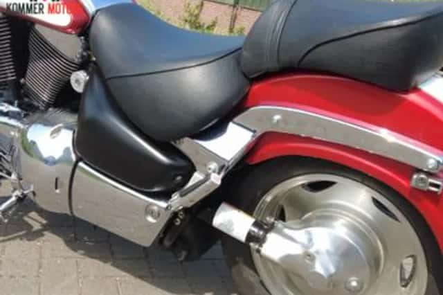 Suzuki VL 1500 Intruder (1999) thumbnail 5
