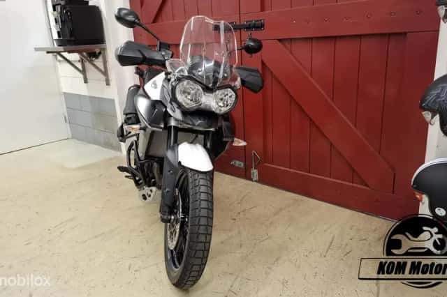Triumph Tiger 800 (2016) thumbnail 3