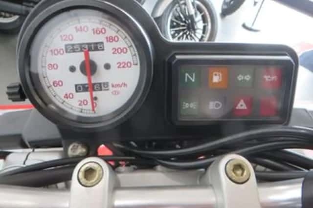 Ducati M 750 (1998) thumbnail 5