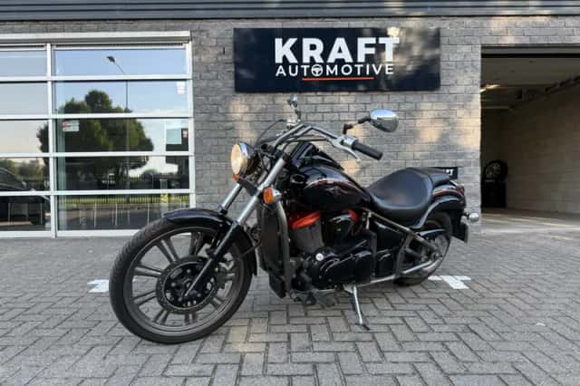 Kawasaki VN 900 Custom (2009) thumbnail 1