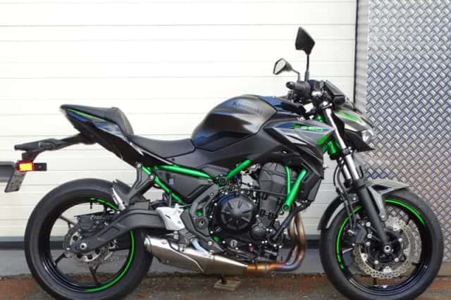 Kawasaki Z650 (2023) thumbnail 3