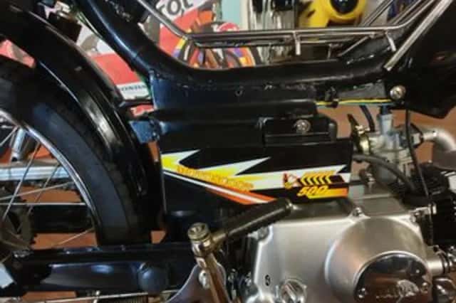 Jawa 50Q (2008) thumbnail 3