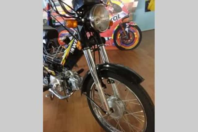 Jawa 50Q (2008) thumbnail 4