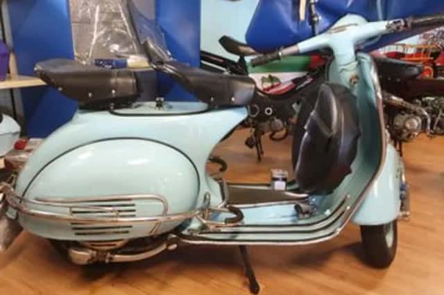 Vespa Gl150 (1963) thumbnail 1