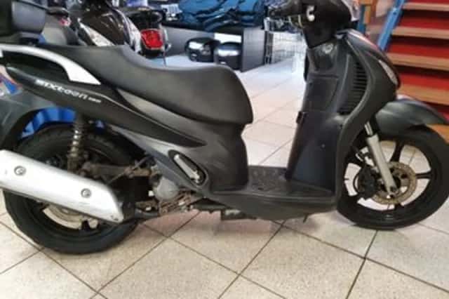 Suzuki UX 150 (2010) thumbnail 1