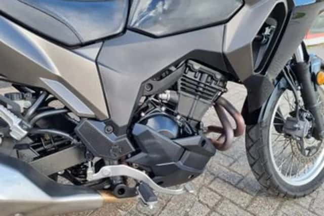 Kawasaki Versys X 300 (2018) thumbnail 5