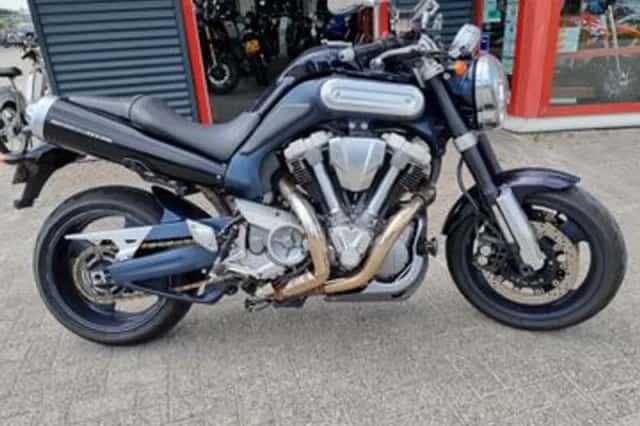 Yamaha MT-01 (2006) thumbnail 1