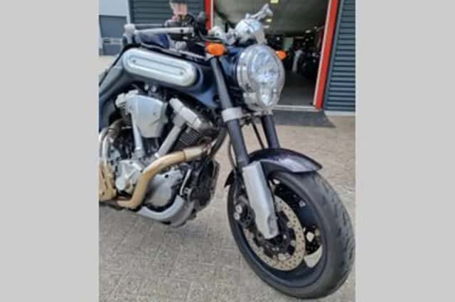 Yamaha MT-01 (2006) thumbnail 2
