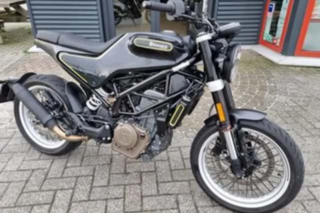 Husqvarna Svartpilen 401 (2019) thumbnail 1