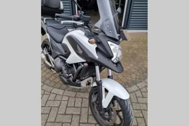 Honda NC750X (2016) thumbnail 3
