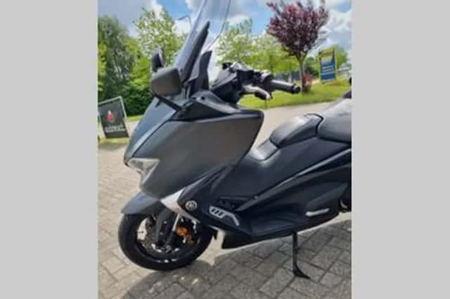 Yamaha XP 530 T MAX (2017) thumbnail 2