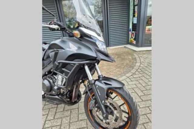 Honda CB500X (2017) thumbnail 2