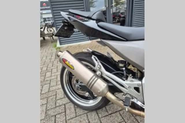 Kawasaki Z1000 (2008) thumbnail 2
