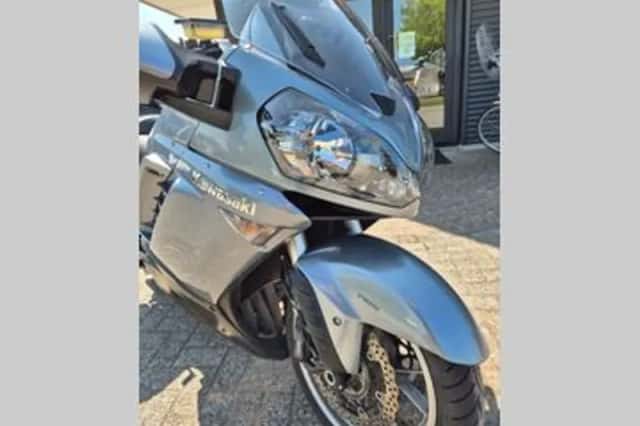 Kawasaki GTR 1400 (2007) thumbnail 2