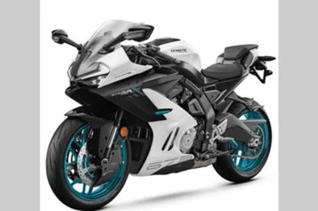 CFMoto 675SR-R (2026) thumbnail 2