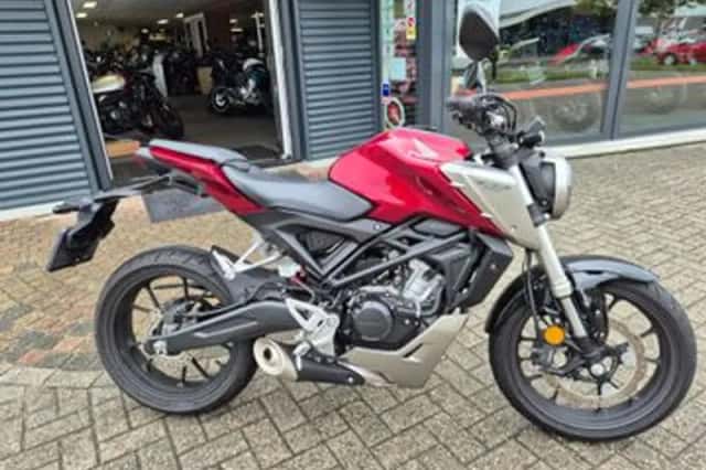Honda CB125R (2020) thumbnail 1