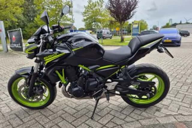 Kawasaki Z650 (2021) thumbnail 5
