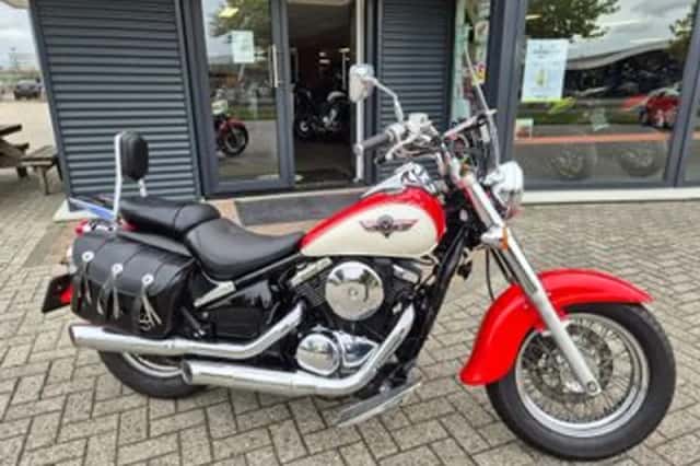 Kawasaki VN 800 Vulcan Classic (1996) thumbnail 1