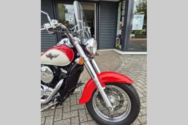 Kawasaki VN 800 Vulcan Classic (1996) thumbnail 2