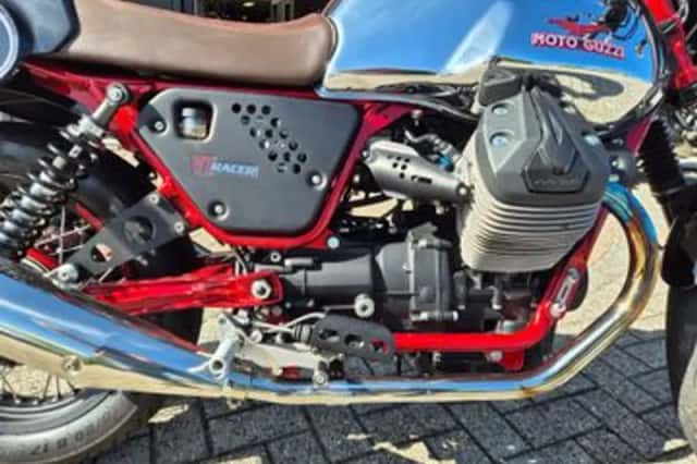Moto Guzzi V 7 Racer (2014) thumbnail 3