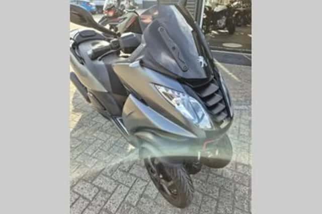 Peugeot Metropolis 400 (2018) thumbnail 2