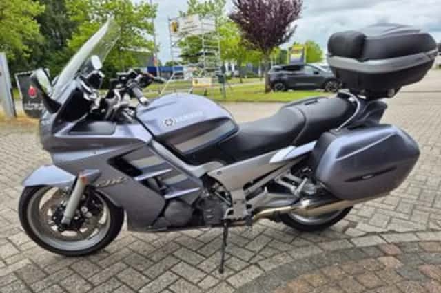 Yamaha FJR1300 (2004) thumbnail 6