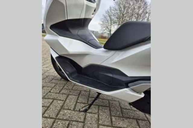 Honda PCX 125 (2021) thumbnail 3