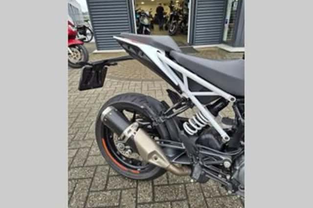 KTM Duke 390 (2022) thumbnail 4