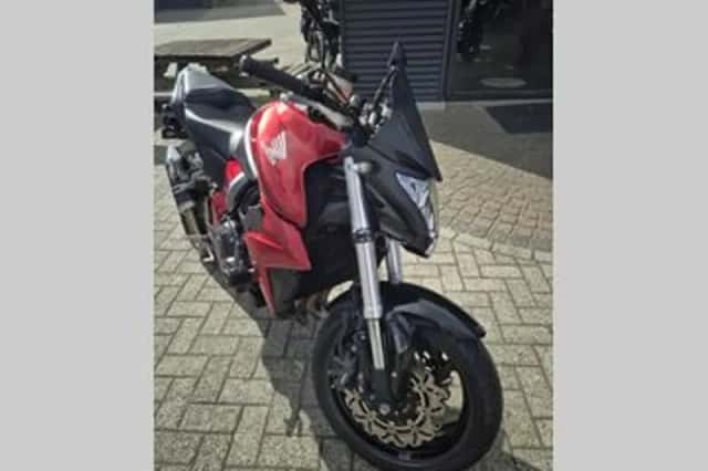 Honda CB1000R (2011) thumbnail 5