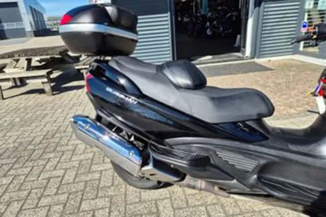 Suzuki AN 650 Burgman (2014) thumbnail 3