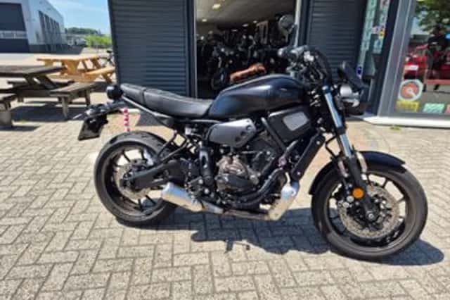 Yamaha XSR700 (2021) thumbnail 1