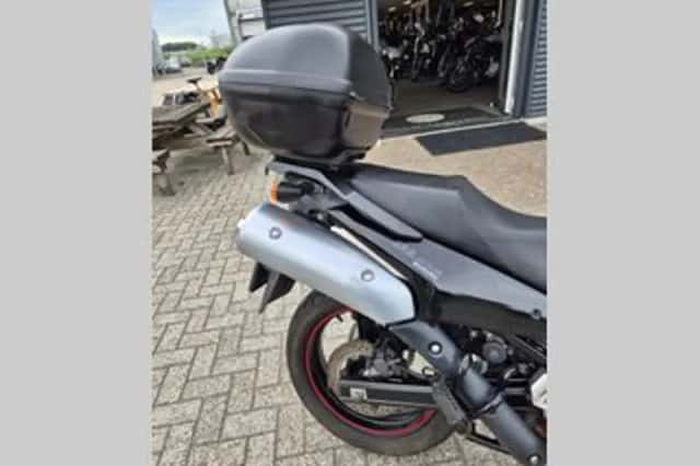 Suzuki V-Strom 650 (2006) thumbnail 2